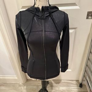Lululemon hooded define jacket shine